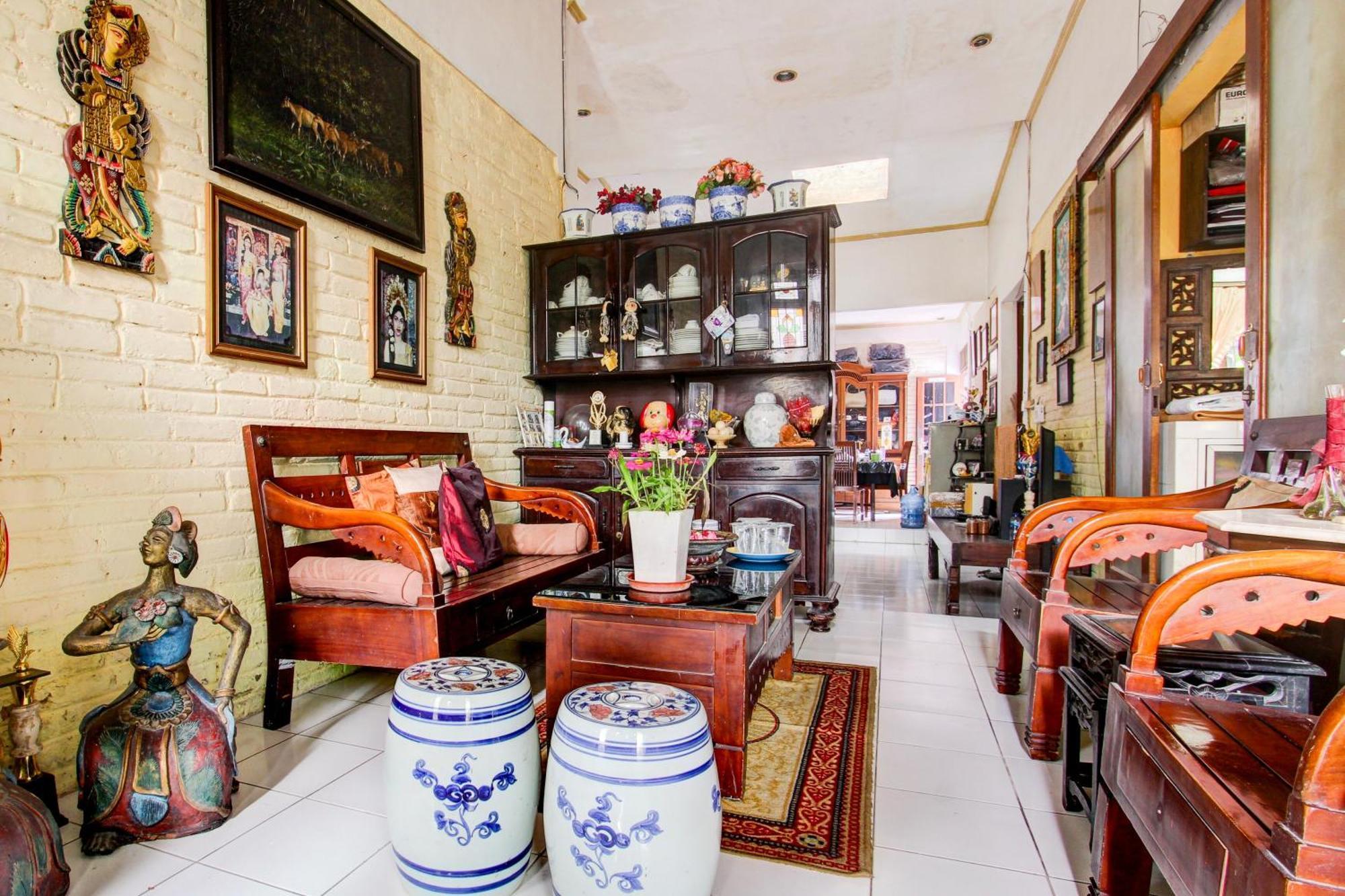 Oyo 94000 Omah Citra Genia Homestay Ngaglik Екстер'єр фото